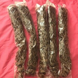 🟦Woman’s Bundle Deal 5 packs Brand New Brown curled Hair Extensions